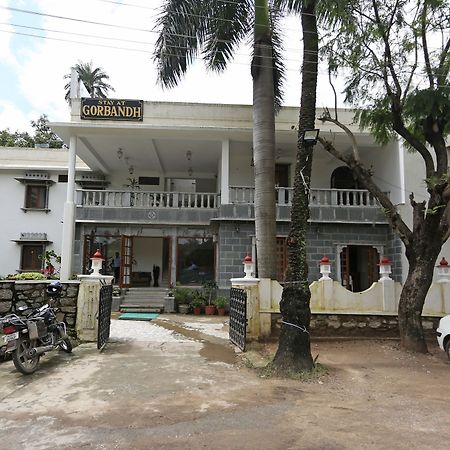 Oyo 6549 Hotel Gorbandh Ābu Exteriör bild